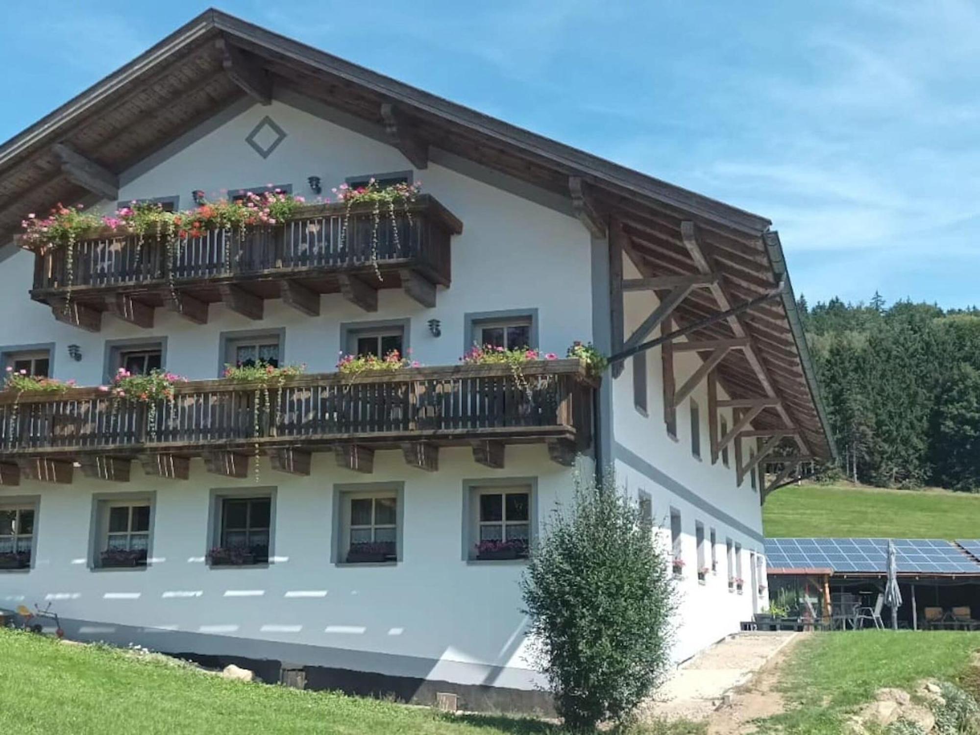 Ferienwohnung Im Bayerischen Wald Mit Terrasse Викхтах Екстериор снимка