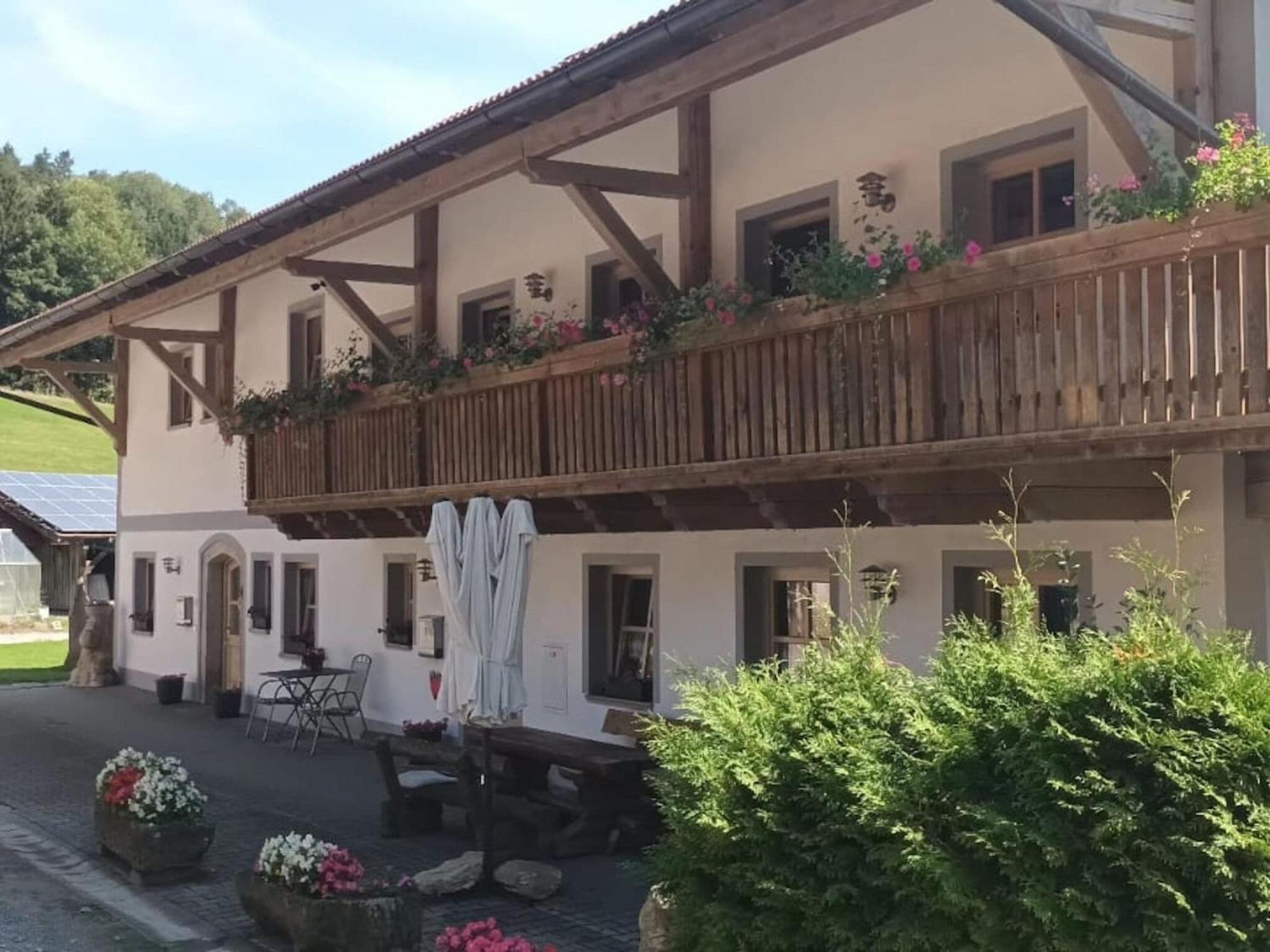 Ferienwohnung Im Bayerischen Wald Mit Terrasse Викхтах Екстериор снимка